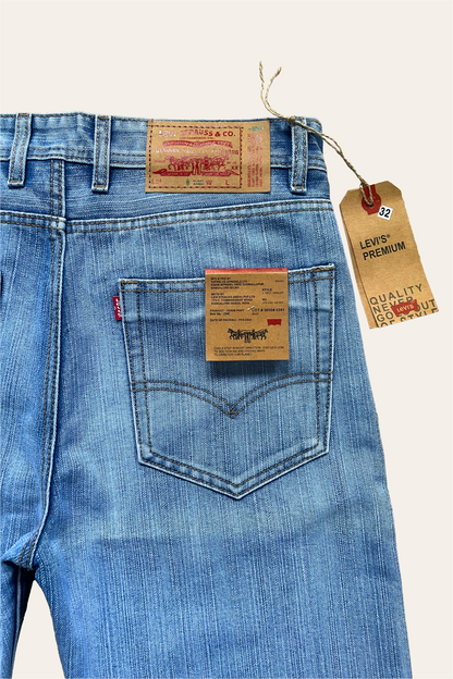 Levi's loose-fit Blue Jeans ( L BLUE )